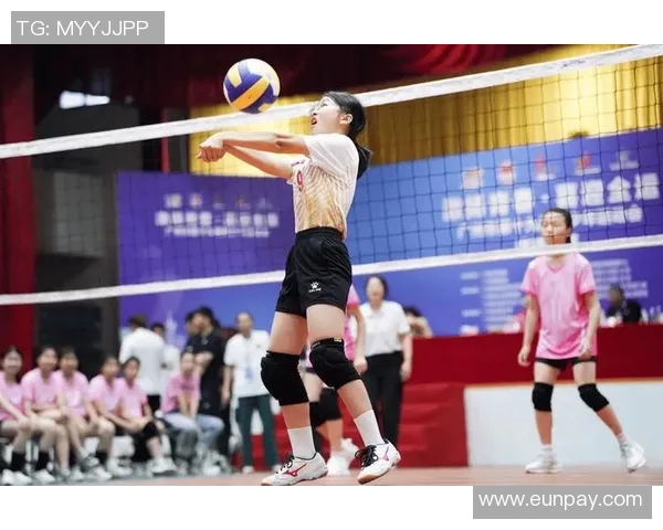 广州排球队进攻体系解析：排球战术的创新与实践探讨